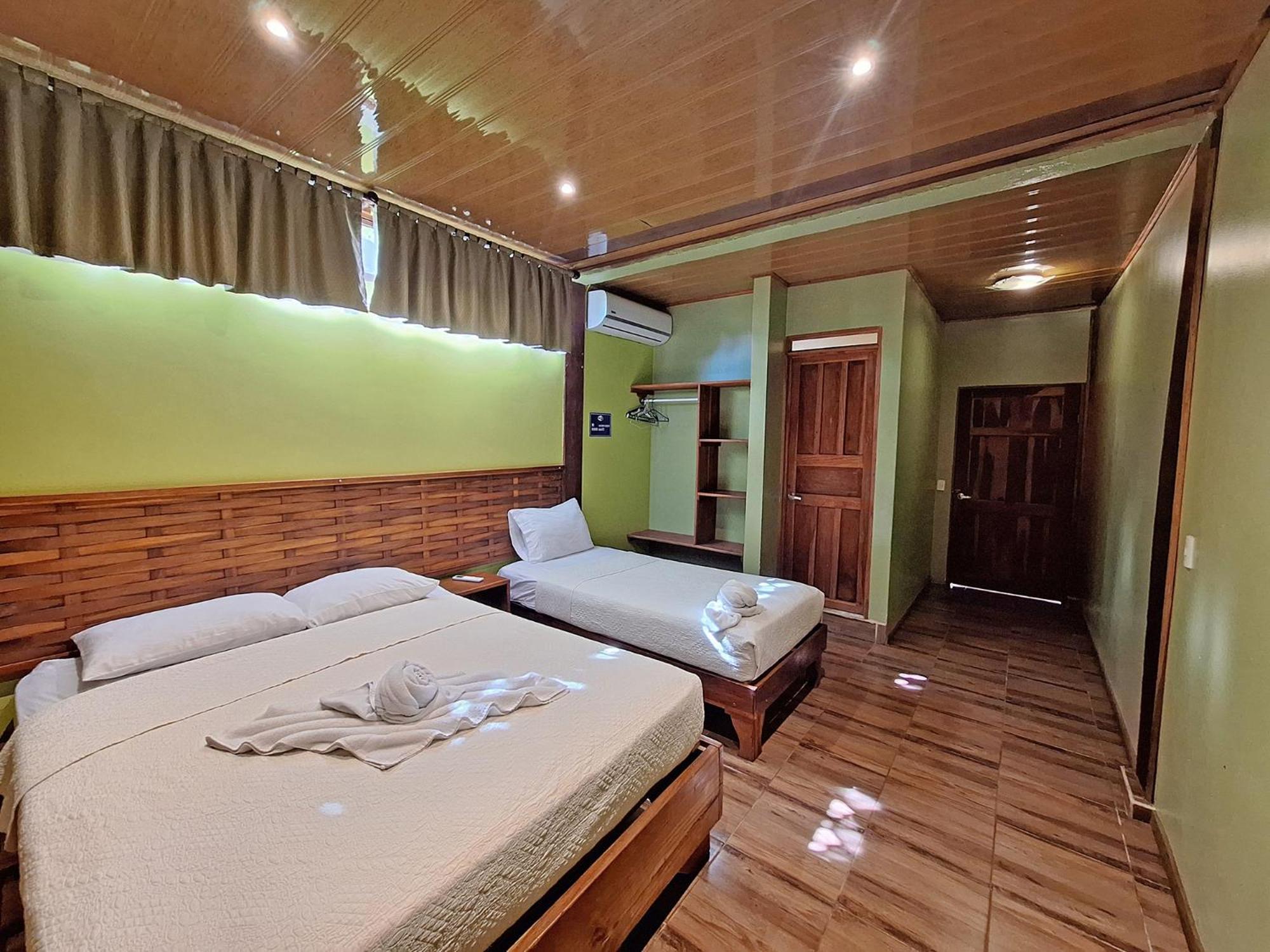 Infiniti Hotel Puerto Viejo de Talamanca Eksteriør billede