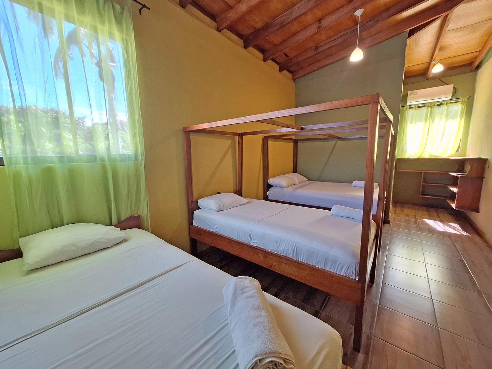 Infiniti Hotel Puerto Viejo de Talamanca Eksteriør billede